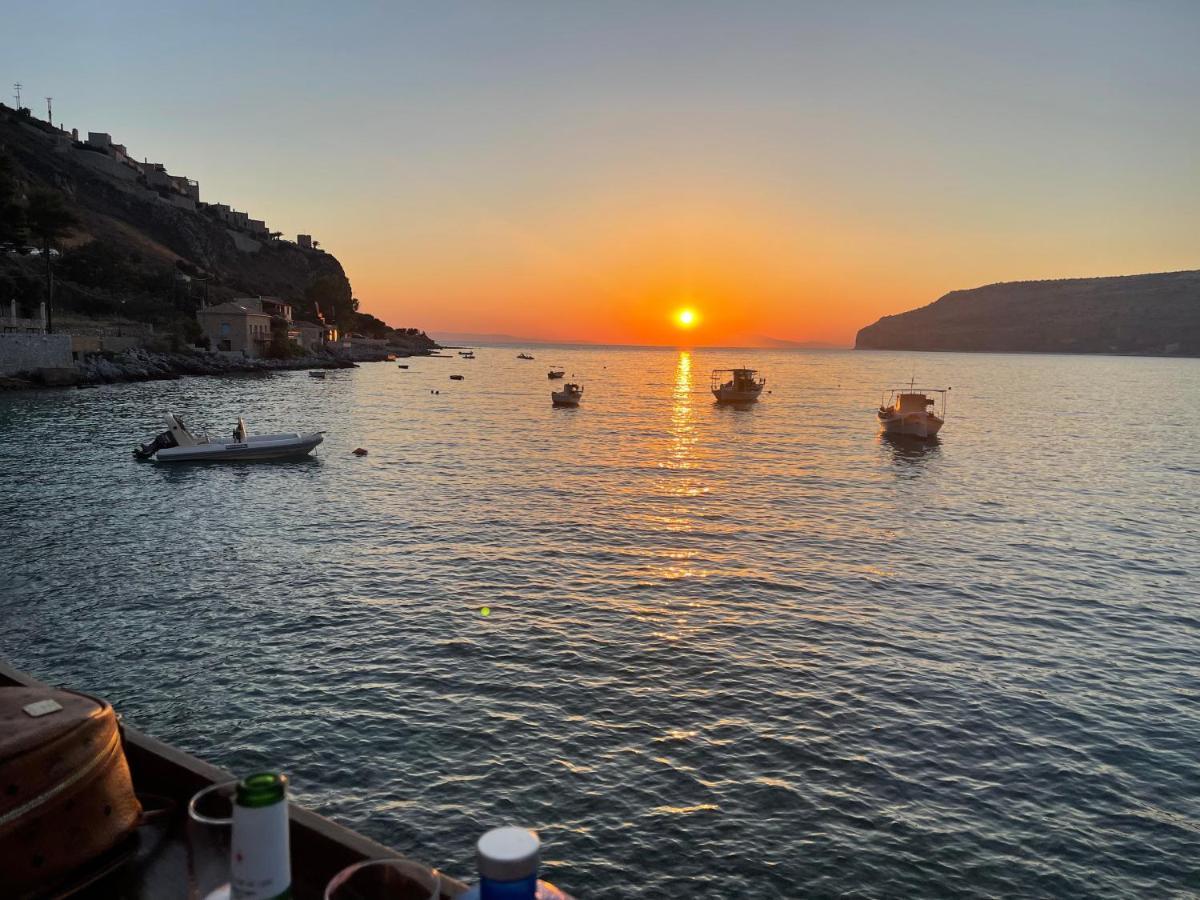 Aiolos Luxury Alimos Kalamaki Market Apartment 3 Near The Sea Αθήνα Εξωτερικό φωτογραφία